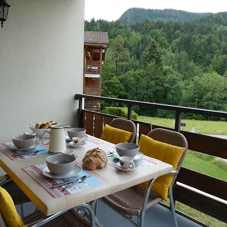 Appartement Appt Avec Balcon Centre Du Village