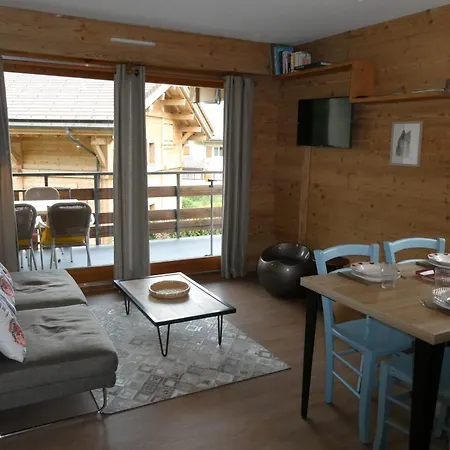 Appt Avec Balcon Centre Du Village Appartement